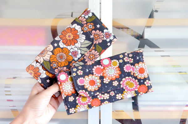 Dark Grey Retro Floral Wallet