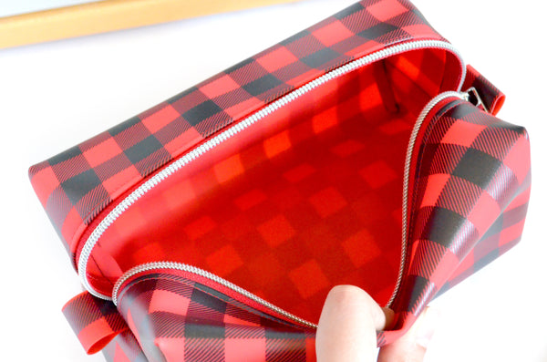 *Jelly Vinyl* Buffalo Plaid Boxy Toiletry Bag