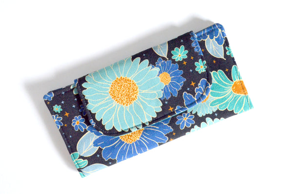 Navy Blue Daisy Wallet