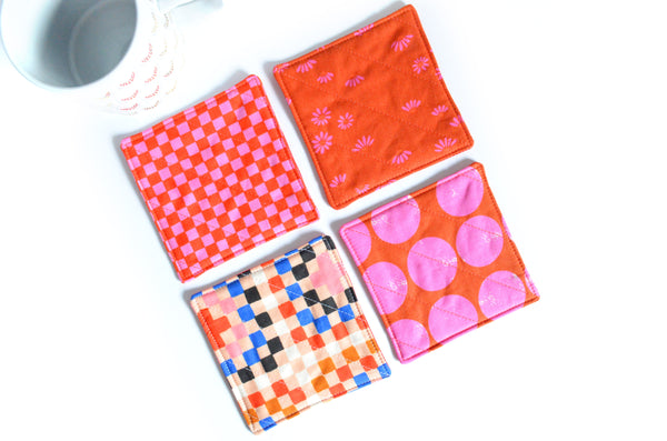 Red Retro Checker Coaster Set