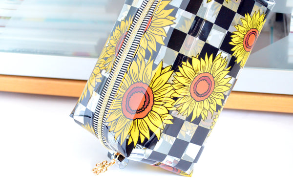 *Clear Vinyl* Sunflower Checker Boxy Toiletry Bag