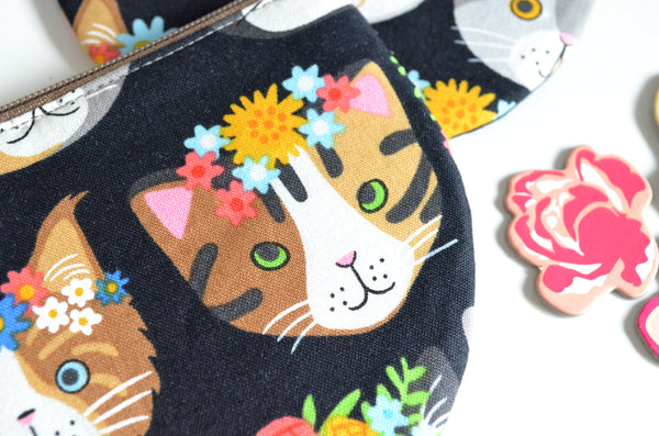 Flower Crown Cats Round Coin Purse