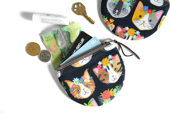 Flower Crown Cats Round Coin Purse